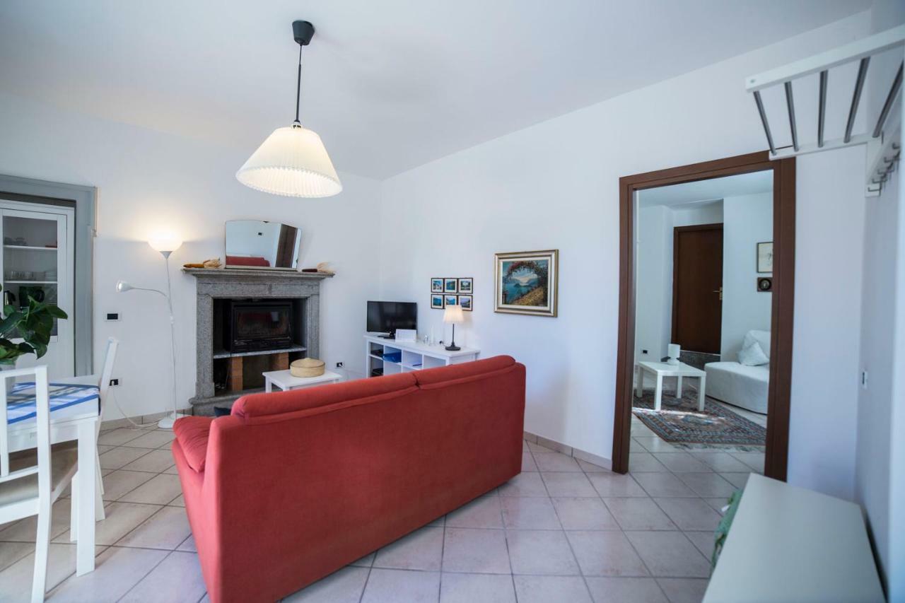 Casa Bertul Villa Лецено Екстериор снимка